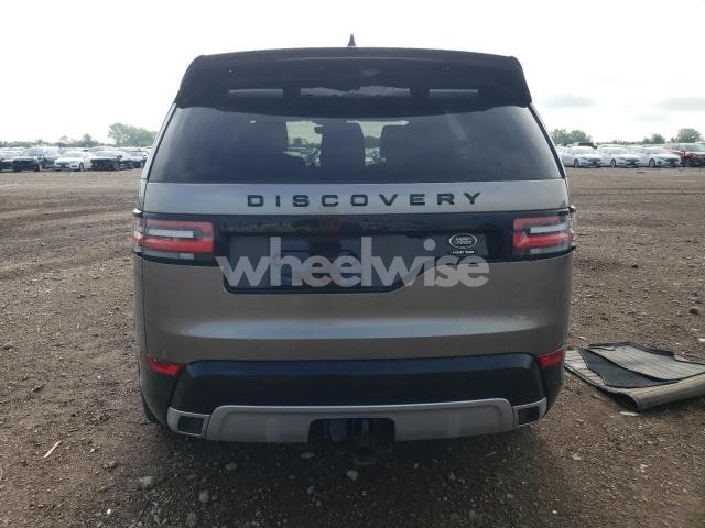 Photo 10 of 2018 LAND ROVER DISCOVERY HSE LUXURY (VIN SALRT2RV5JA055587)