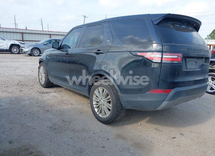 Photo 3 of 2018 Land Rover DISCOVERY HSE LUXURY (VIN SALRT2RV7JA057924)