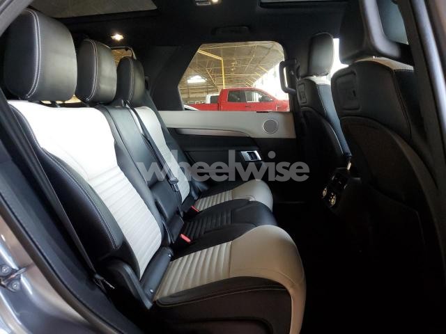 2021 LAND ROVER DISCOVERY S R-DYNAMIC N/A (VIN SALRT2RX0M2447800) main photo