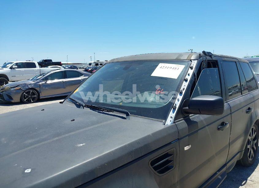 Photo 6 of 2009 Land Rover RANGE ROVER SPORT HSE (VIN SALSF25459A199061)