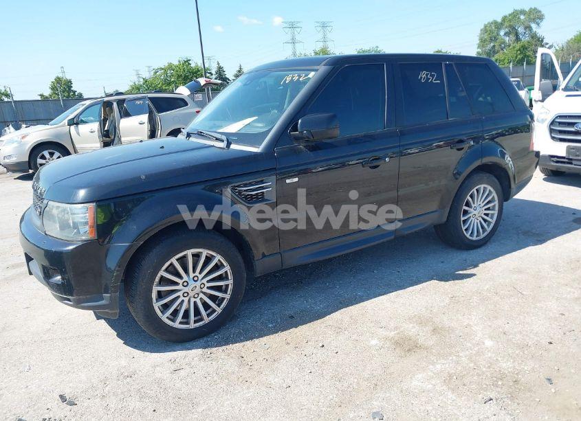 Photo 2 of 2011 Land Rover RANGE ROVER SPORT HSE (VIN SALSF2D4XBA704549)