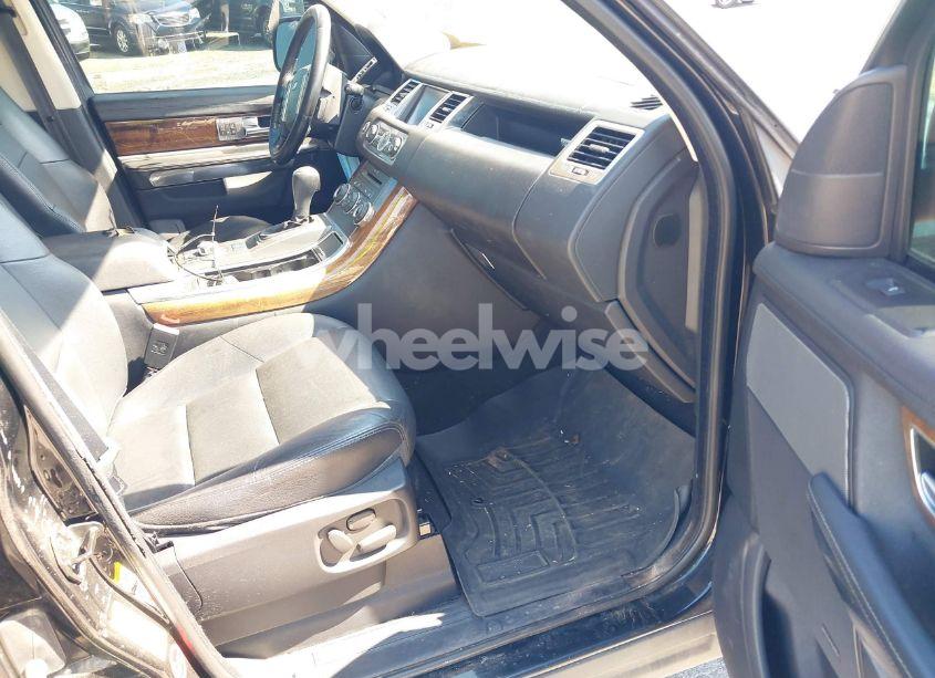 Photo 5 of 2011 Land Rover RANGE ROVER SPORT HSE (VIN SALSF2D4XBA704549)