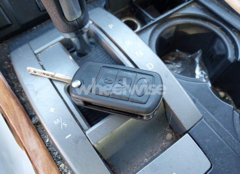 Photo 11 of 2009 Land Rover RANGE ROVER SPORT HSE (VIN SALSK254X9A201883)