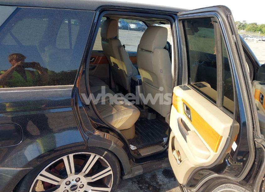 Photo 8 of 2009 Land Rover RANGE ROVER SPORT HSE (VIN SALSK254X9A201883)