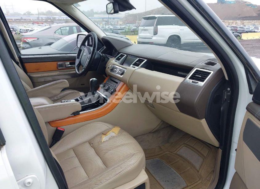 Photo 5 of 2011 Land Rover RANGE ROVER SPORT HSE (VIN SALSK2D40BA264515)