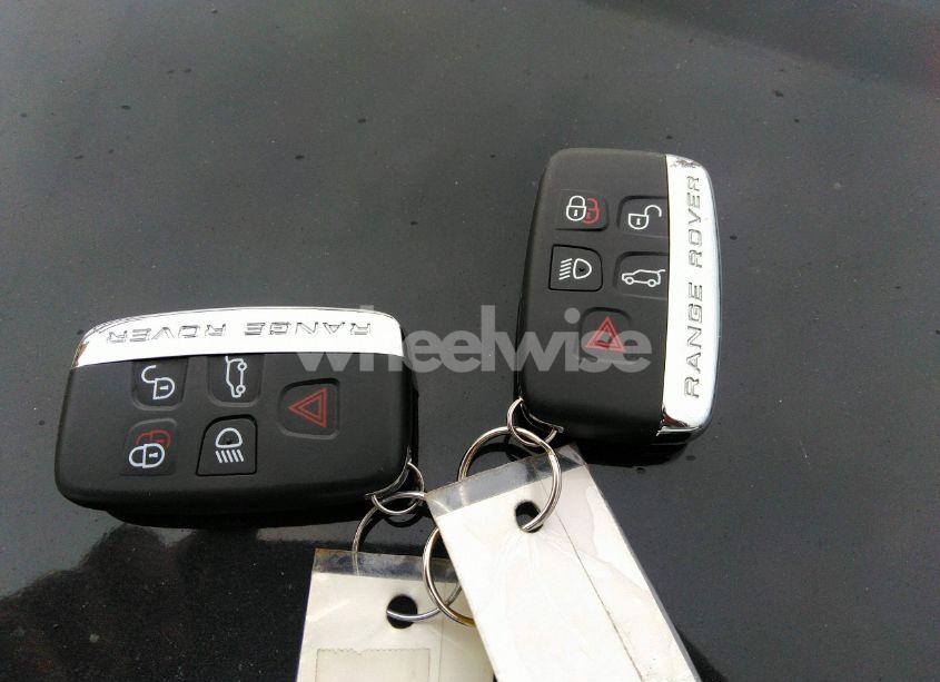 Photo 11 of 2011 Land Rover RANGE ROVER SPORT HSE (VIN SALSK2D43BA270177)