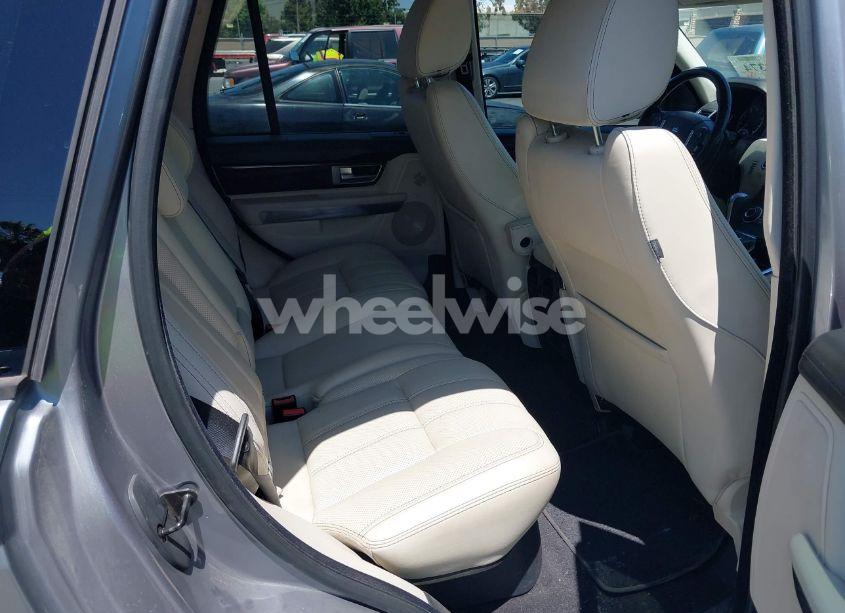 Photo 8 of 2011 Land Rover RANGE ROVER SPORT HSE (VIN SALSK2D43BA711550)