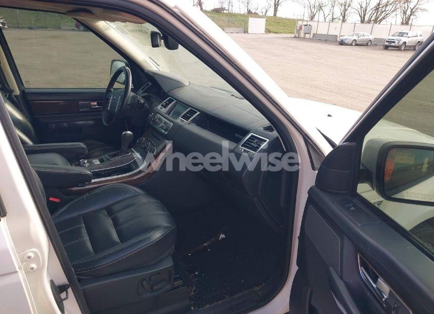 Photo 5 of 2010 Land Rover RANGE ROVER SPORT HSE (VIN SALSK2D46AA237804)