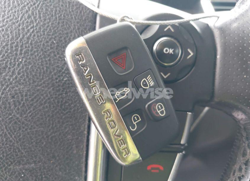 Photo 11 of 2011 Land Rover RANGE ROVER SPORT HSE (VIN SALSK2D46BA279116)