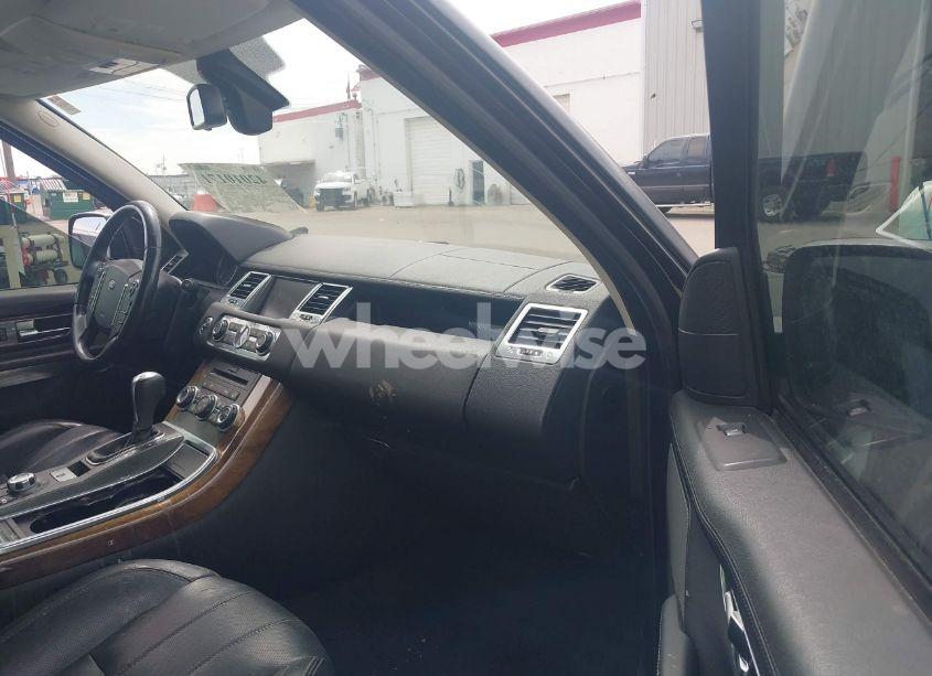 Photo 5 of 2010 Land Rover RANGE ROVER SPORT HSE (VIN SALSK2D49AA247162)