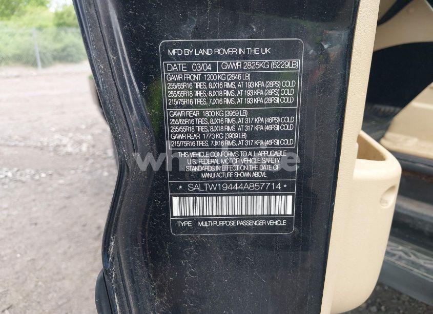 Photo 9 of 2004 Land Rover DISCOVERY SE (VIN SALTW19444A857714)