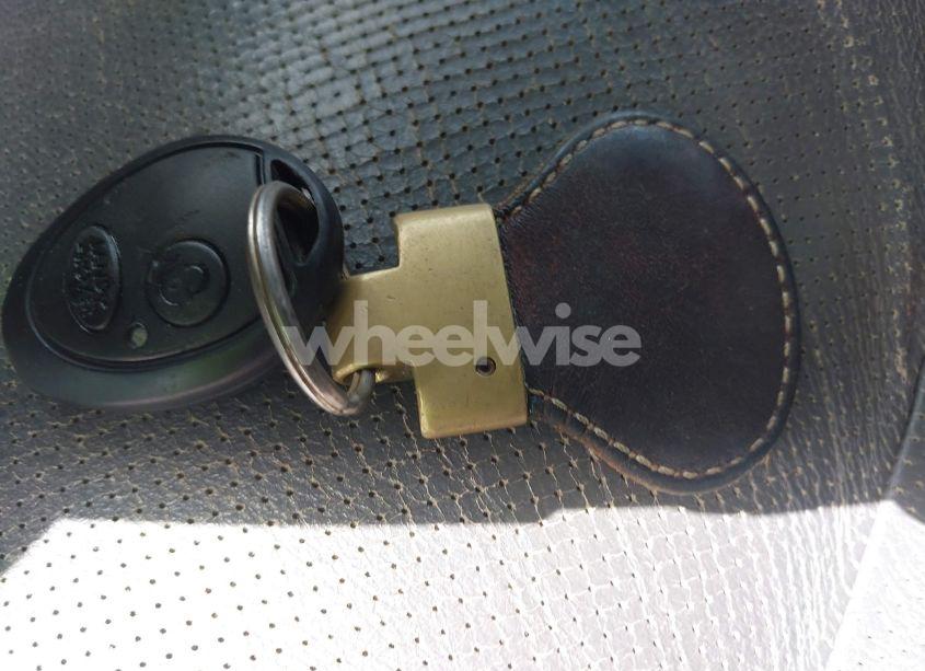 Photo 11 of 1999 Land Rover DISCOVERY SERIES II (VIN SALTY124XXA215183)