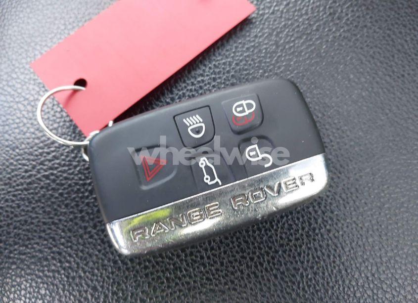 Photo 11 of 2018 Land Rover RANGE ROVER EVOQUE LANDMARK EDITION/SE PREMIUM (VIN SALVC2RX3JH286401)