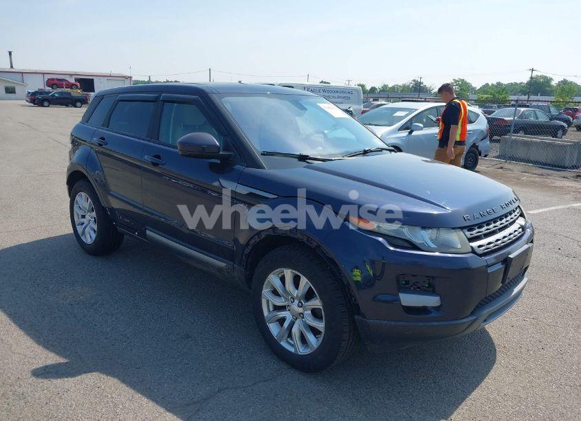 2015 Land Rover RANGE ROVER EVOQUE PURE (VIN SALVN2BG5FH972645) main photo