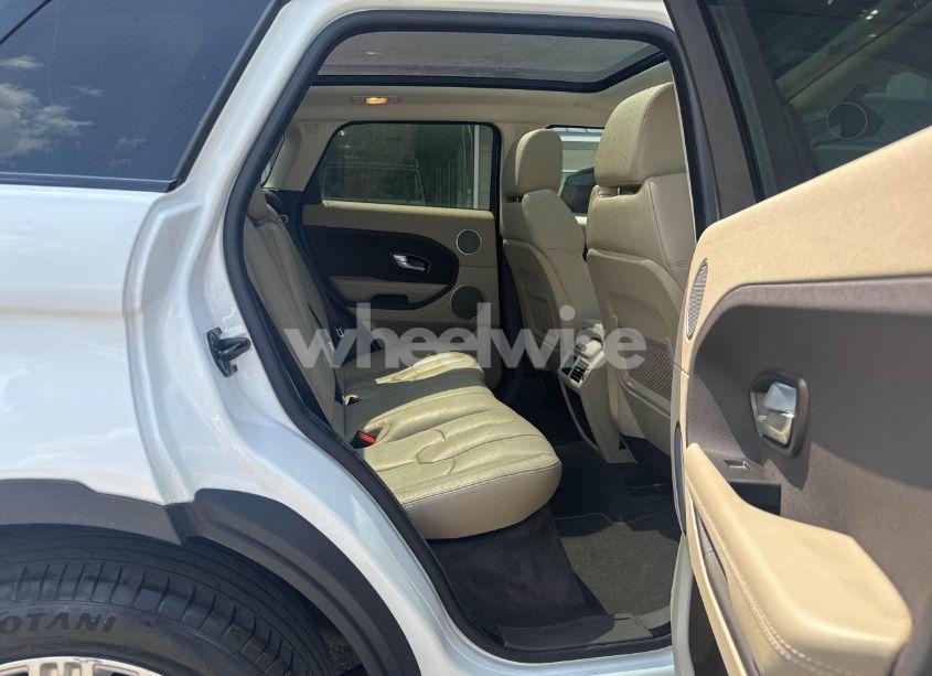 Photo 8 of 2015 Land Rover RANGE ROVER EVOQUE PURE PLUS (VIN SALVP2BG0FH061911)