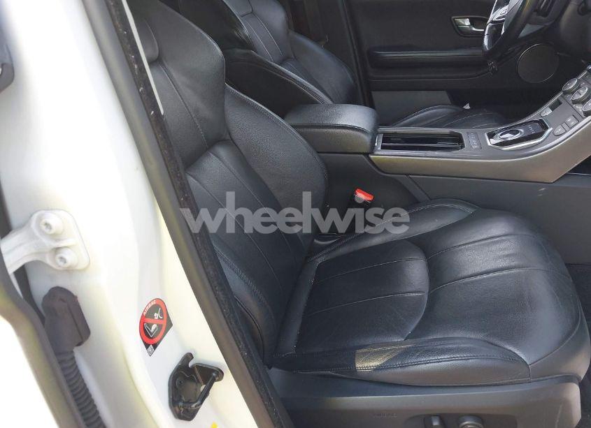 Photo 5 of 2019 Land Rover RANGE ROVER EVOQUE SE/SE PREMIUM (VIN SALVP2RX1KH338579)