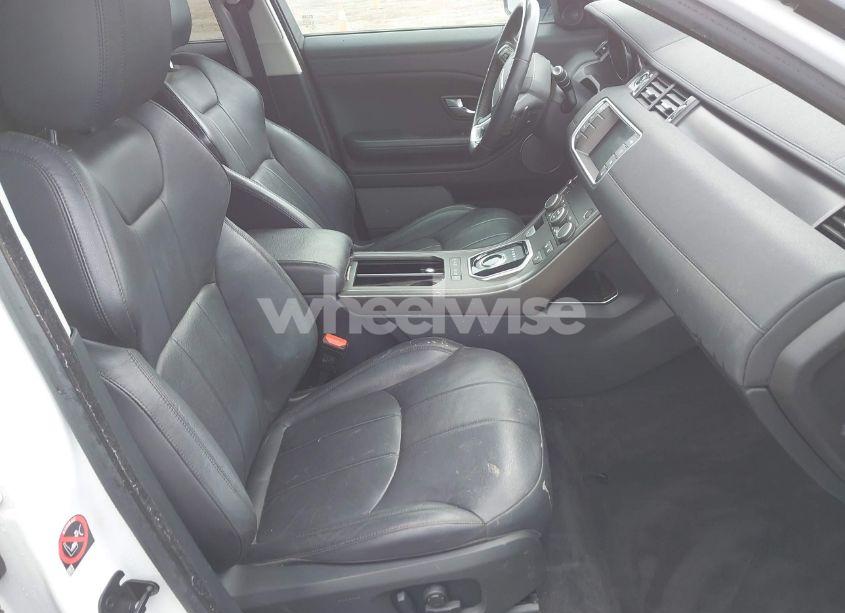 Photo 5 of 2019 Land Rover RANGE ROVER EVOQUE SE/SE PREMIUM (VIN SALVP2RX2KH340387)