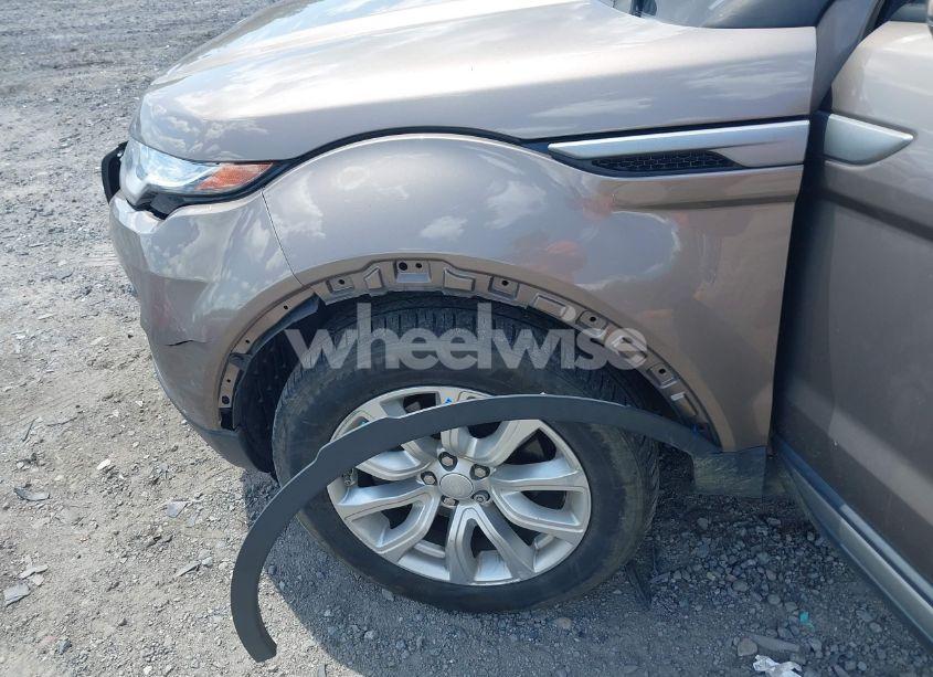 Photo 6 of 2018 Land Rover RANGE ROVER EVOQUE SE/SE PREMIUM (VIN SALVP2RX3JH305663)