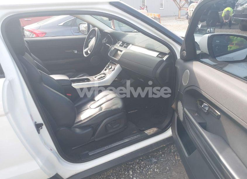 Photo 5 of 2012 Land Rover RANGE ROVER EVOQUE PURE PLUS (VIN SALVR1BG3CH639564)