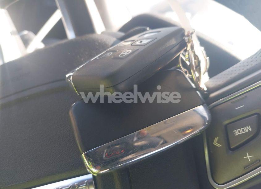 Photo 11 of 2012 Land Rover RANGE ROVER EVOQUE PURE PLUS (VIN SALVT2BG2CH619927)