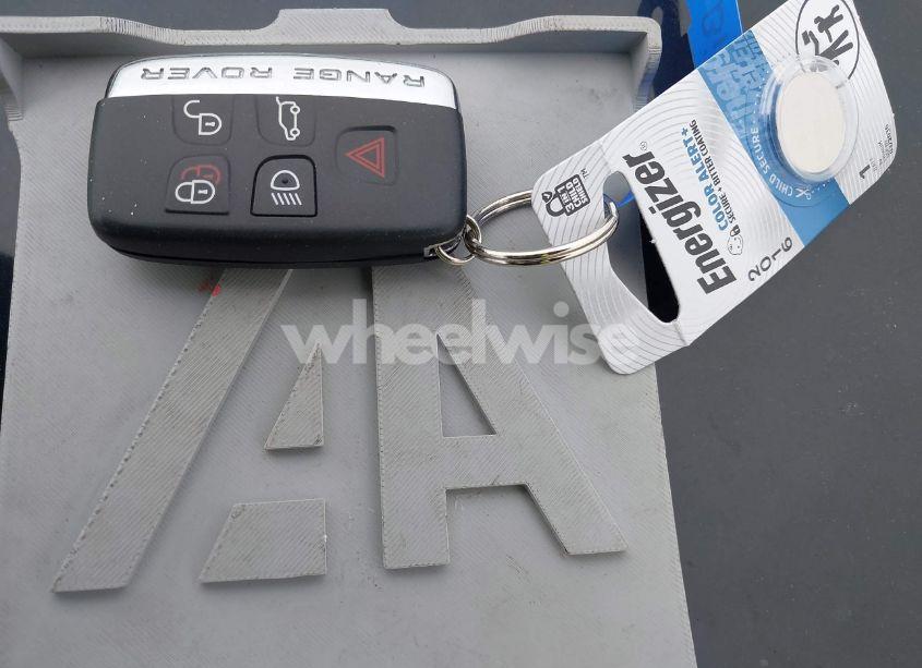 Photo 11 of 2016 Land Rover RANGE ROVER SPORT 3.0L V6 SUPERCHARGED SE (VIN SALWG2PF7GA656379)