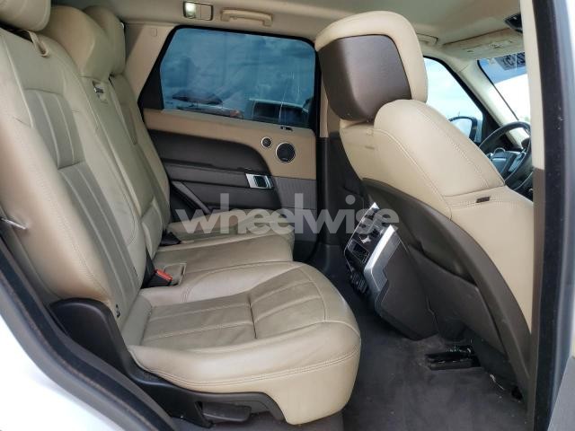 Photo 10 of 2018 LAND ROVER RANGE ROVER SPORT SE (VIN SALWG2RV2JA401442)