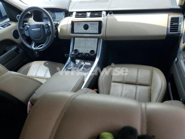 Photo 3 of 2018 LAND ROVER RANGE ROVER SPORT SE (VIN SALWG2RV2JA401442)