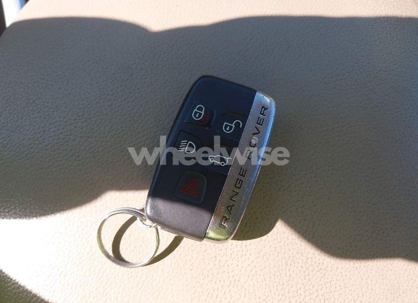 Photo 11 of 2015 Land Rover RANGE ROVER SPORT 3.0L V6 SUPERCHARGED HSE/3.0L V6 SUPERCHARGED SE (VIN SALWG2VF2FA609763)