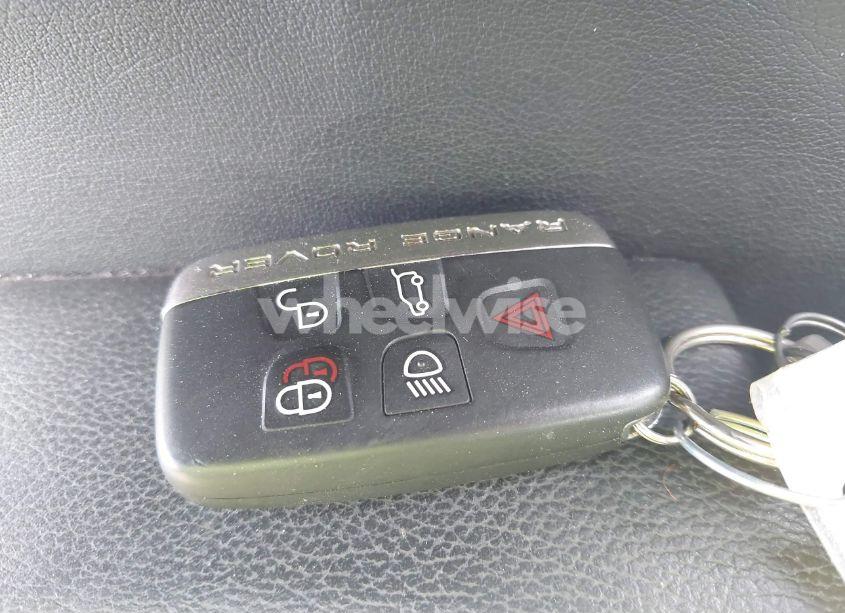 Photo 11 of 2016 Land Rover RANGE ROVER SPORT 3.0L V6 SUPERCHARGED SE (VIN SALWG2VF5GA579059)