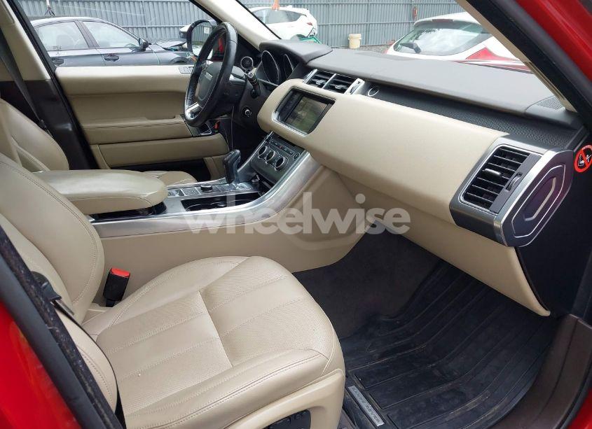 Photo 5 of 2014 Land Rover RANGE ROVER SPORT 3.0L V6 SUPERCHARGED HSE/3.0L V6 SUPERCHARGED SE (VIN SALWG2WF7EA331679)