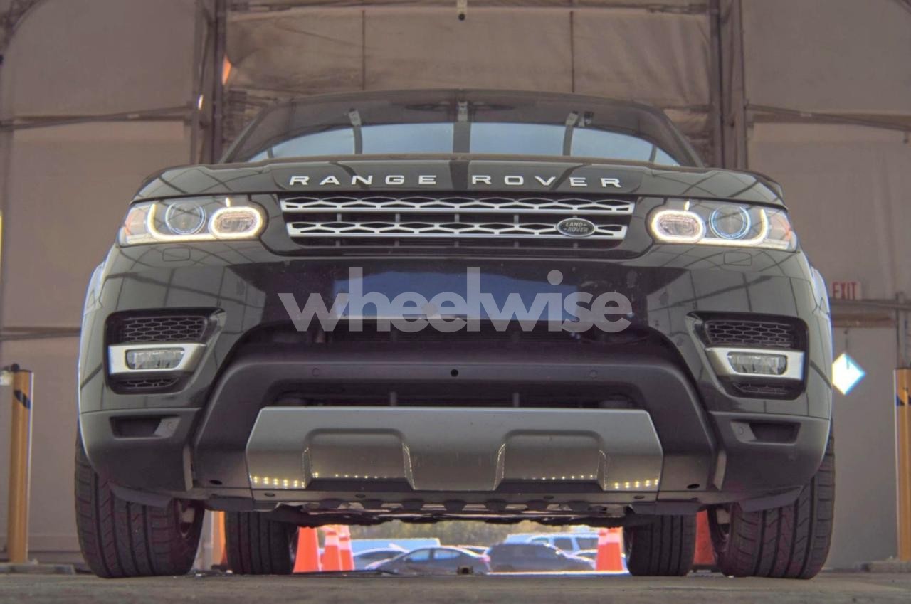 Photo 14 of 2017 LAND ROVER RANGE ROVER SPORT HSE (VIN SALWR2FK5HA673918)