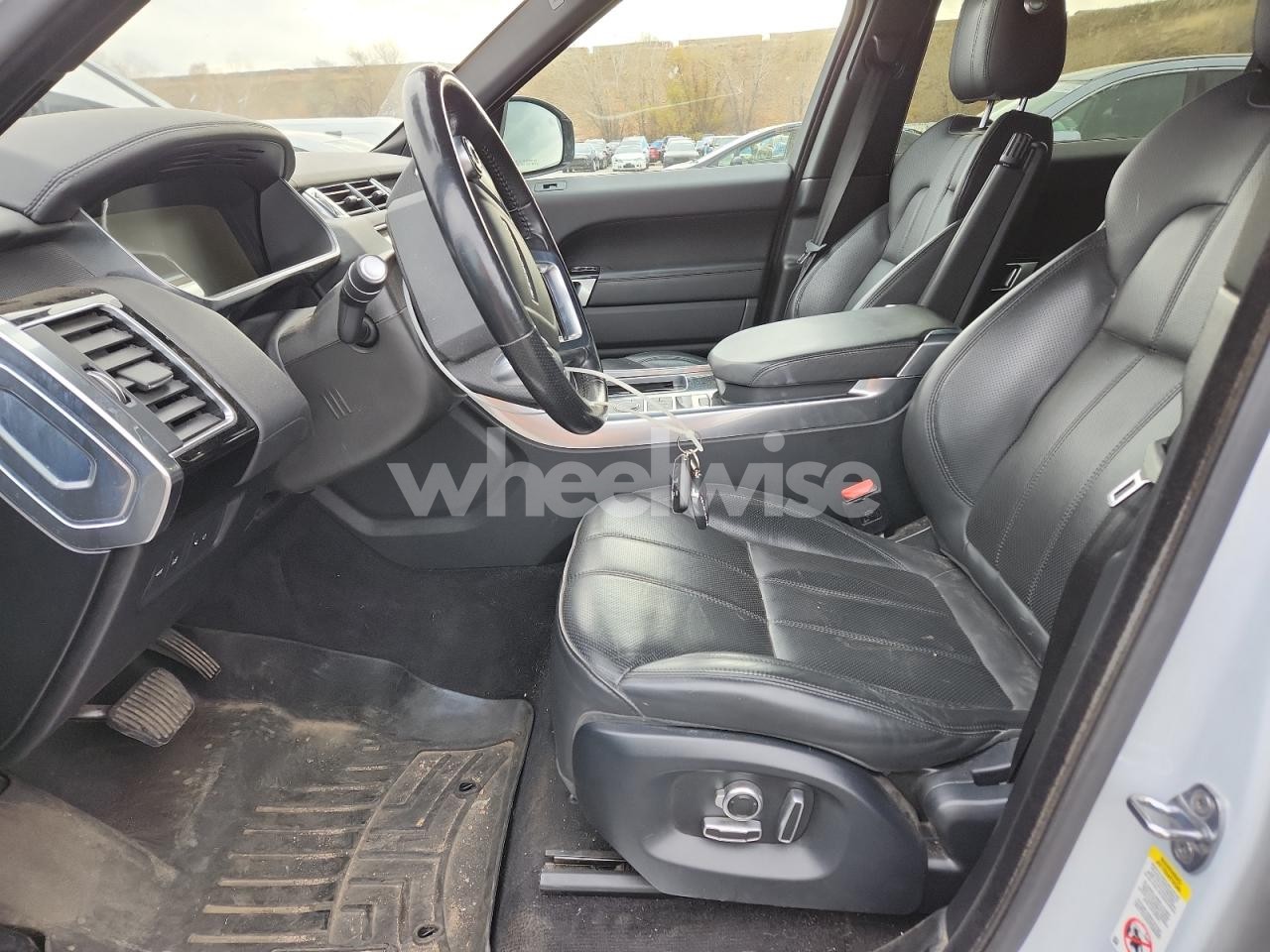 Photo 7 of 2017 LAND ROVER RANGE ROVER SPORT HSE (VIN SALWR2FK6HA683955)