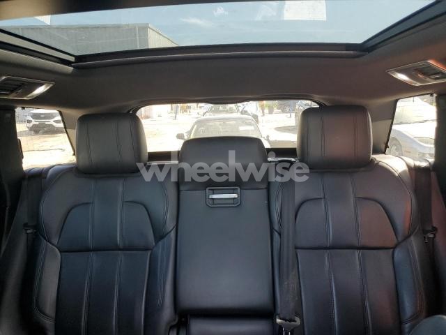 Photo 2 of 2017 LAND ROVER RANGE ROVER SPORT HSE (VIN SALWR2FK8HA152899)