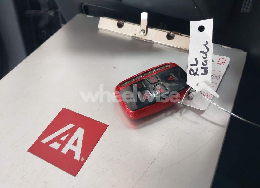 Photo 11 of 2017 Land Rover RANGE ROVER SPORT 3.0L V6 SUPERCHARGED HSE (VIN SALWR2FV1HA132083)