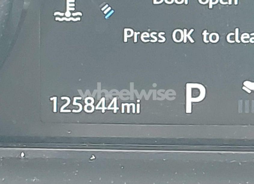 Photo 15 of 2016 Land Rover RANGE ROVER SPORT 3.0L V6 SUPERCHARGED HSE (VIN SALWR2PF7GA109607)