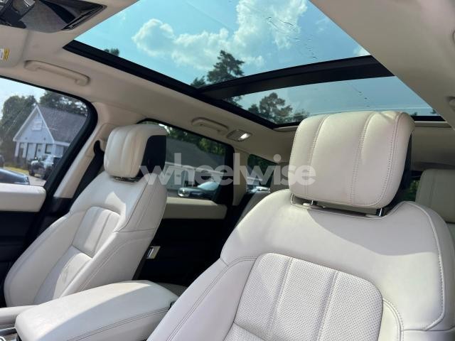 Photo 5 of 2018 LAND ROVER RANGE ROVER SPORT SUPERCHARGED DYNAMIC (VIN SALWR2RE2JA193492)