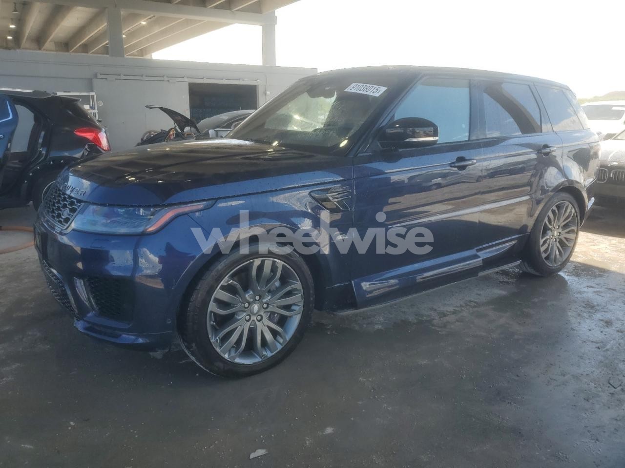 2019 LAND ROVER RANGE ROVER SPORT SUPERCHARGED DYNAMIC (VIN SALWR2RE2KA828213) main photo