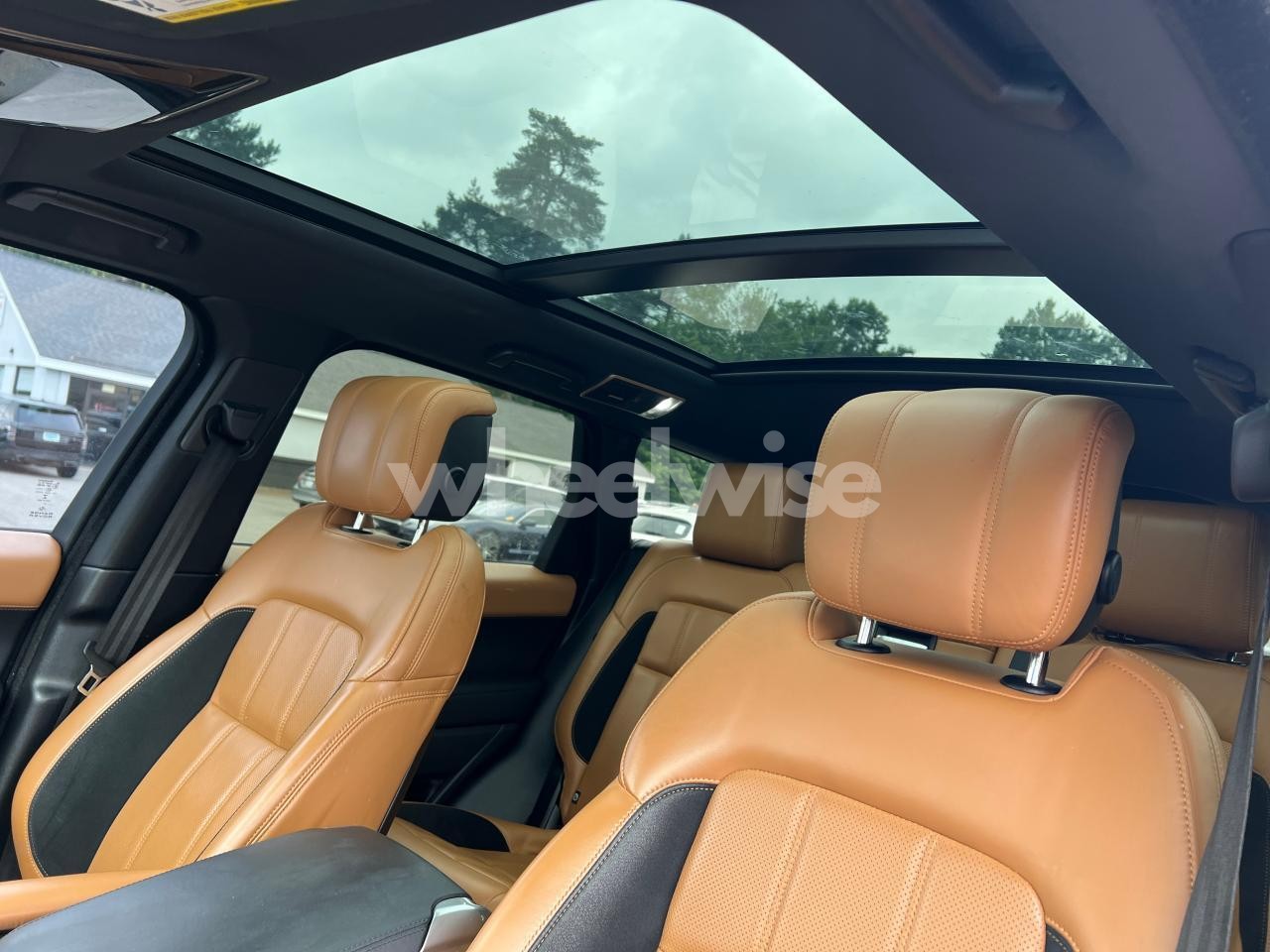 Photo 9 of 2018 LAND ROVER RANGE ROVER SPORT SUPERCHARGED DYNAMIC (VIN SALWR2RE3JA197230)