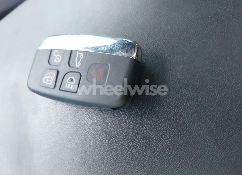 Photo 11 of 2019 Land Rover RANGE ROVER SPORT HSE MHEV (VIN SALWR2RU1KA870203)