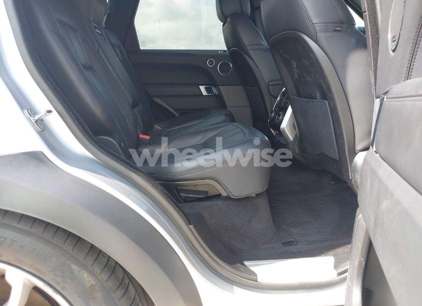 Photo 8 of 2019 Land Rover RANGE ROVER SPORT HSE MHEV (VIN SALWR2RU1KA870203)