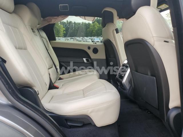 Photo 7 of 2019 LAND ROVER RANGE ROVER SPORT HSE (VIN SALWR2RV1KA417837)