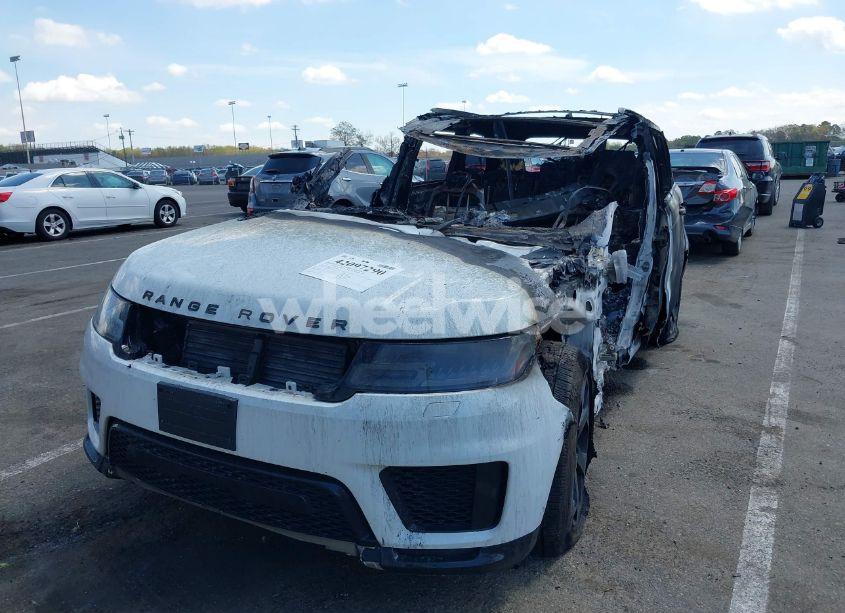 Photo 2 of 2019 Land Rover RANGE ROVER SPORT HSE (VIN SALWR2RV2KA814148)