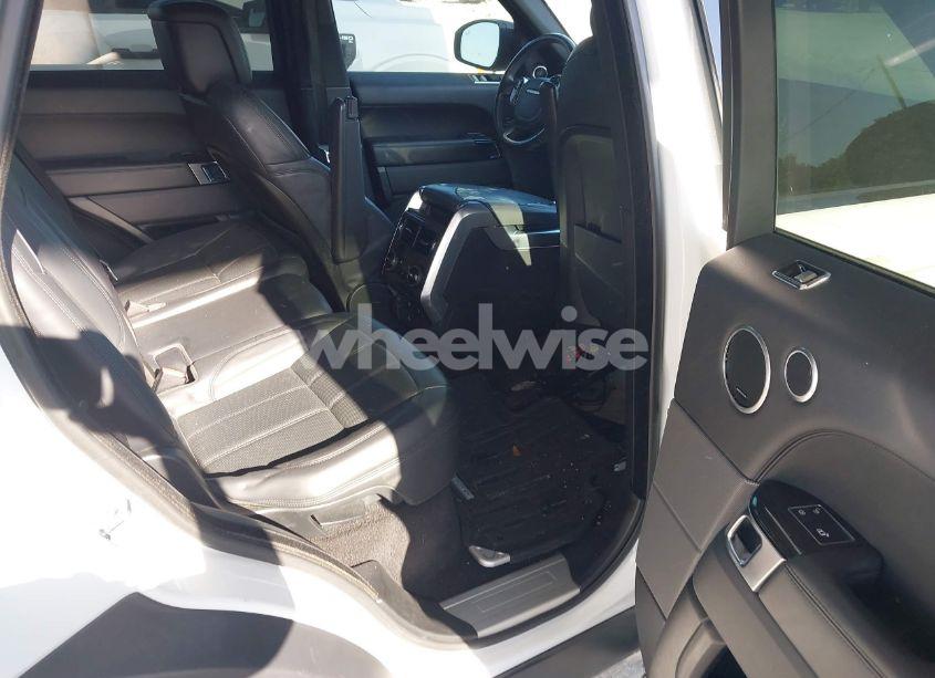 Photo 8 of 2019 Land Rover RANGE ROVER SPORT HSE (VIN SALWR2RV3KA820539)