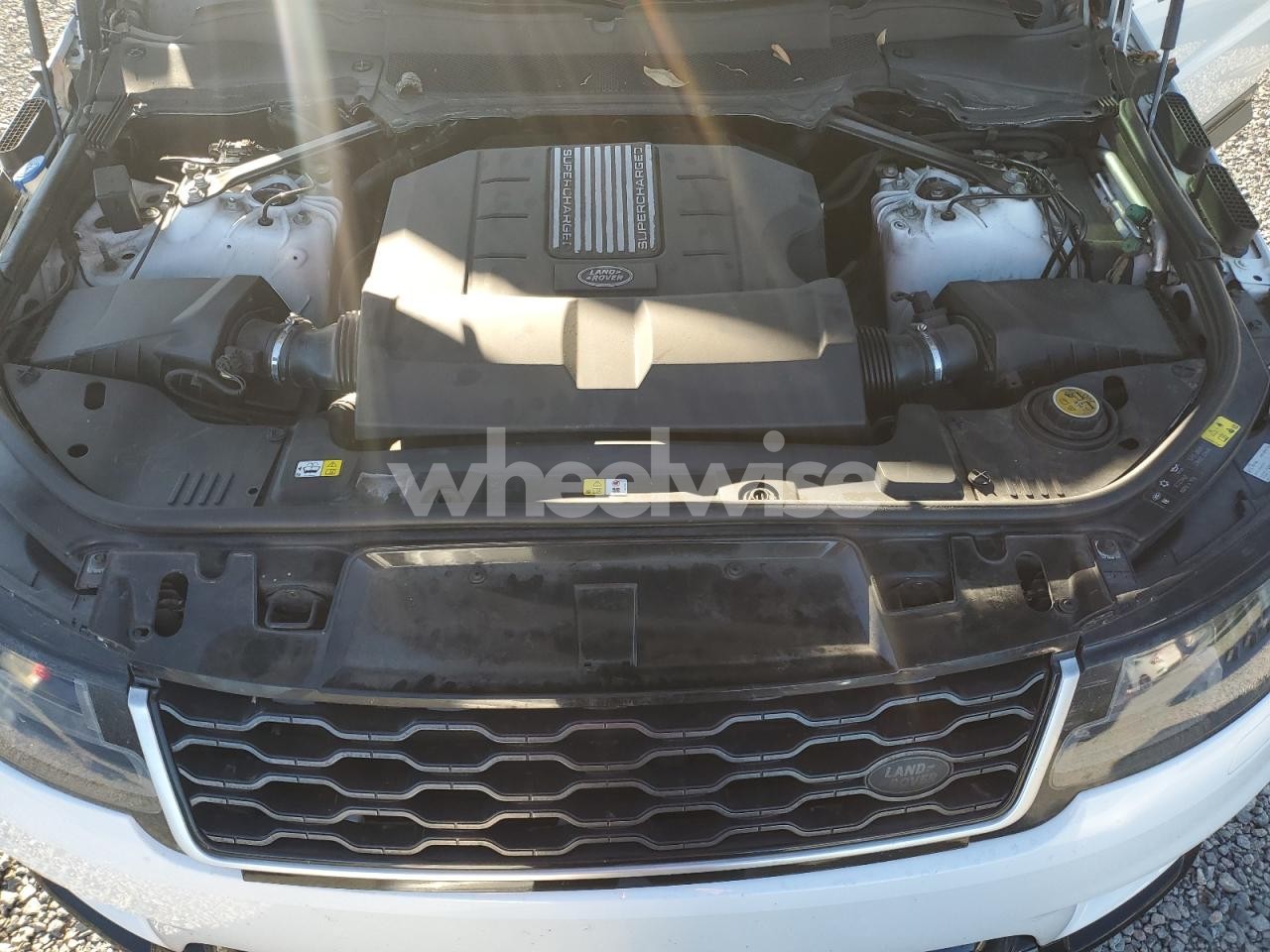 Photo 11 of 2019 LAND ROVER RANGE ROVER SPORT HSE (VIN SALWR2RV4KA418822)