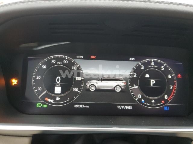 Photo 4 of 2018 LAND ROVER RANGE ROVER SPORT HSE (VIN SALWR2RV9JA193022)