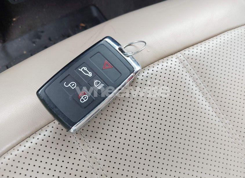 Photo 11 of 2019 Land Rover RANGE ROVER SPORT HSE (VIN SALWR2RV9KA829505)