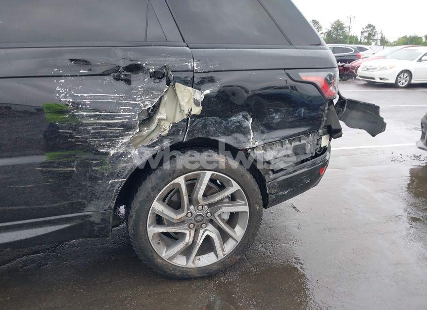 Photo 6 of 2019 Land Rover RANGE ROVER SPORT HSE (VIN SALWR2RV9KA829505)