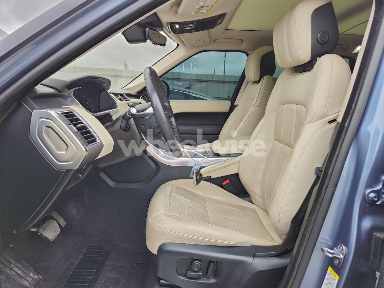 Photo 7 of 2019 LAND ROVER RANGE ROVER SPORT HSE (VIN SALWR2RVXKA426942)