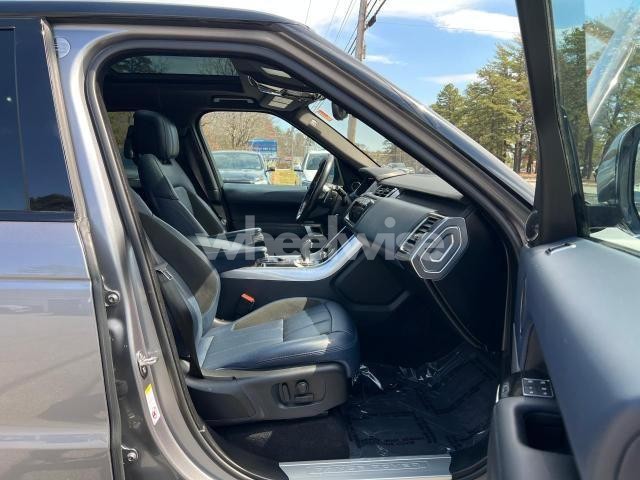 Photo 9 of 2021 LAND ROVER RANGE ROVER SPORT HSE DYNAMIC N/A (VIN SALWR2SE7MA770385)