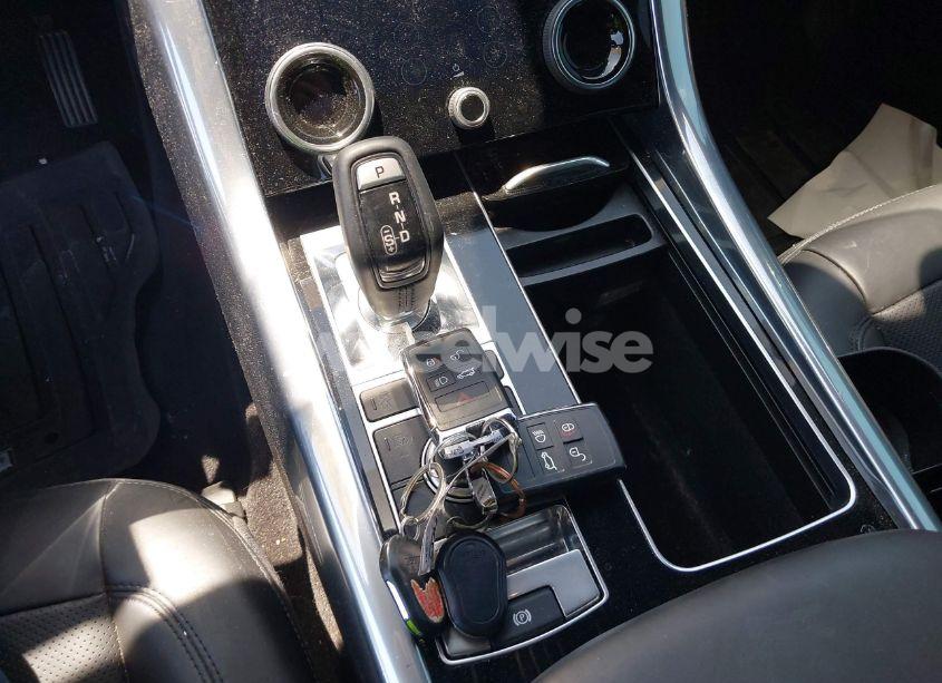 Photo 11 of 2020 Land Rover RANGE ROVER SPORT HSE MHEV (VIN SALWR2SU3LA896975)